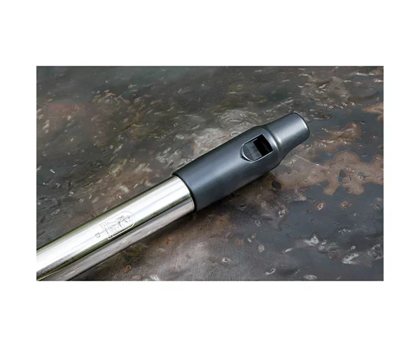 Howard Low D Whistle In Case-Nickel