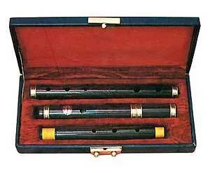 Irish Flute-Rosewood 4-Part in Case