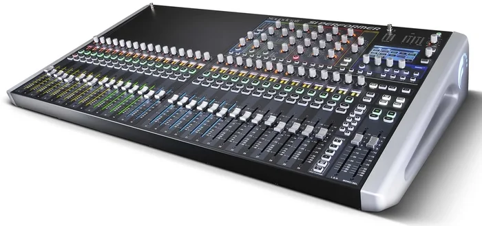SOUNDCRAFT SI Performer 3 Console