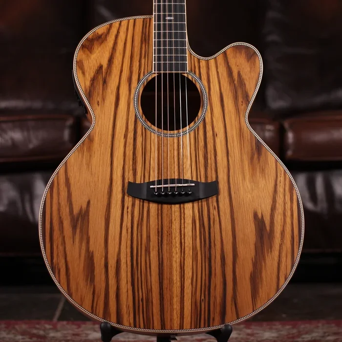 Tanglewood TRU7CEAZ Jumbo