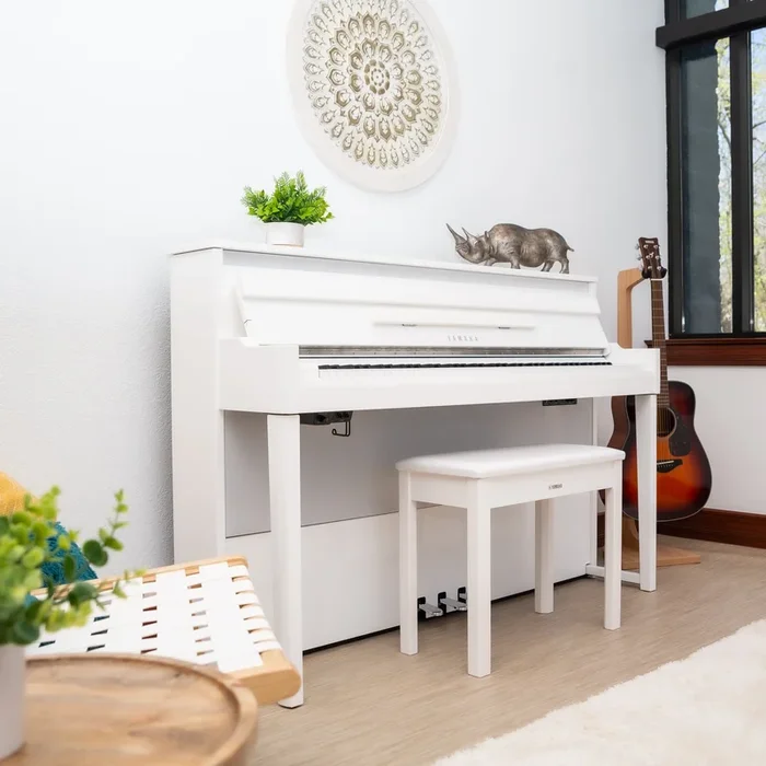 Yamaha AvantGrand NU1X Hybrid Piano – Polished White (Demo)