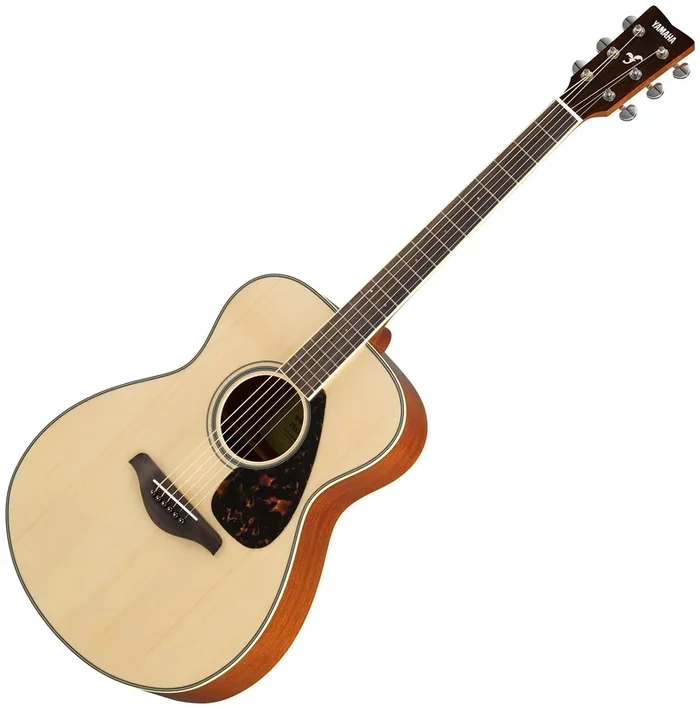 Yamaha Folk Size Acoustic Guitar Solid Spruce Top in Natural – FS820