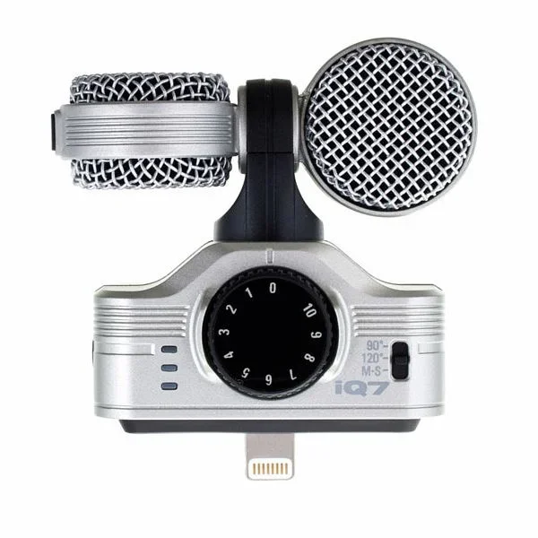 Zoom iQ7